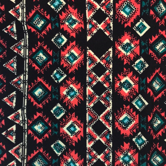 Cassie Large- Lularoe - Picture 2 of 3